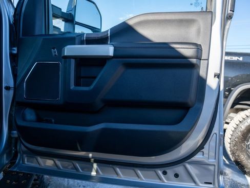 Used 2022 Ford F350 Lariat w/ Tremor Off-Road Package image 10