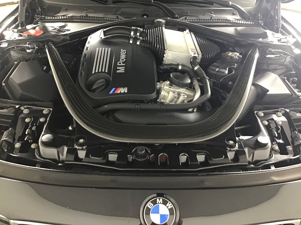 Used 2015 BMW M4 Convertible RWD image 17