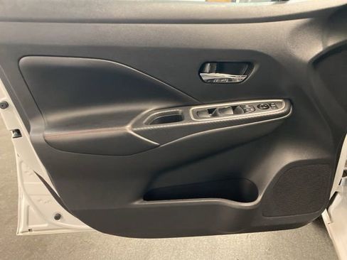 Used 2024 Nissan Versa SR image 16