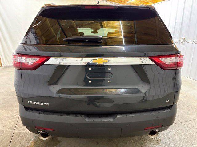 Used 2021 Chevrolet Traverse LT FWD image 6
