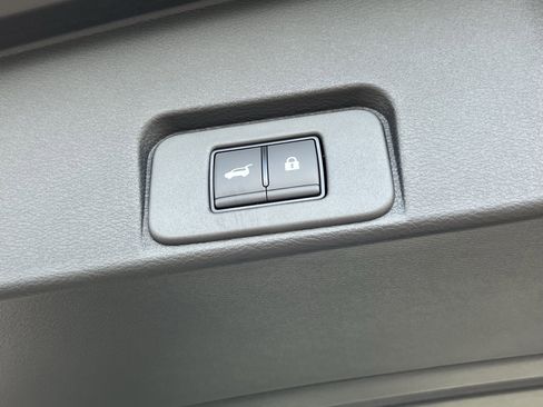 New 2026 Nissan Rogue SV w/ SV Premium Package image 6