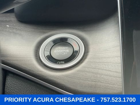 Used 2025 Jeep Grand Cherokee L Limited w/ Black Appearance Package AWD/4WD image 19