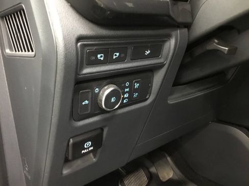 Used 2022 Ford F150 XLT w/ Equipment Group 302A High AWD/4WD image 10