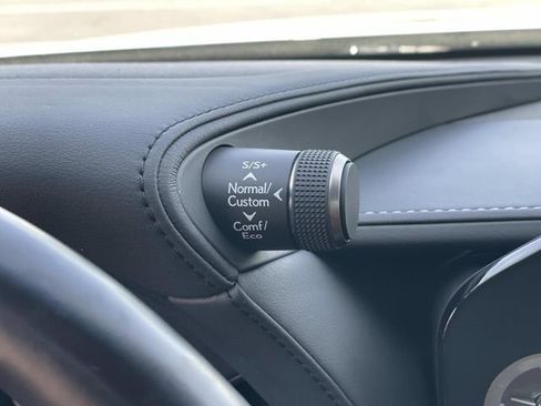 Used 2021 Lexus LS 500 w/ Accessory Package (Z2) image 19