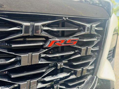 Used 2024 Chevrolet Traverse RS w/ LPO, Floor Liner Package image 18