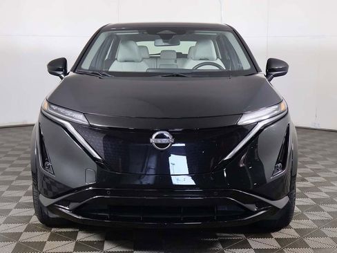 Used 2023 Nissan Ariya AWD image 13