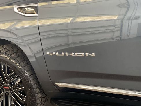 Used 2021 GMC Yukon SLT w/ SLT Luxury Plus Package image 10