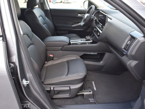 New 2026 Nissan Pathfinder SL FWD image 74