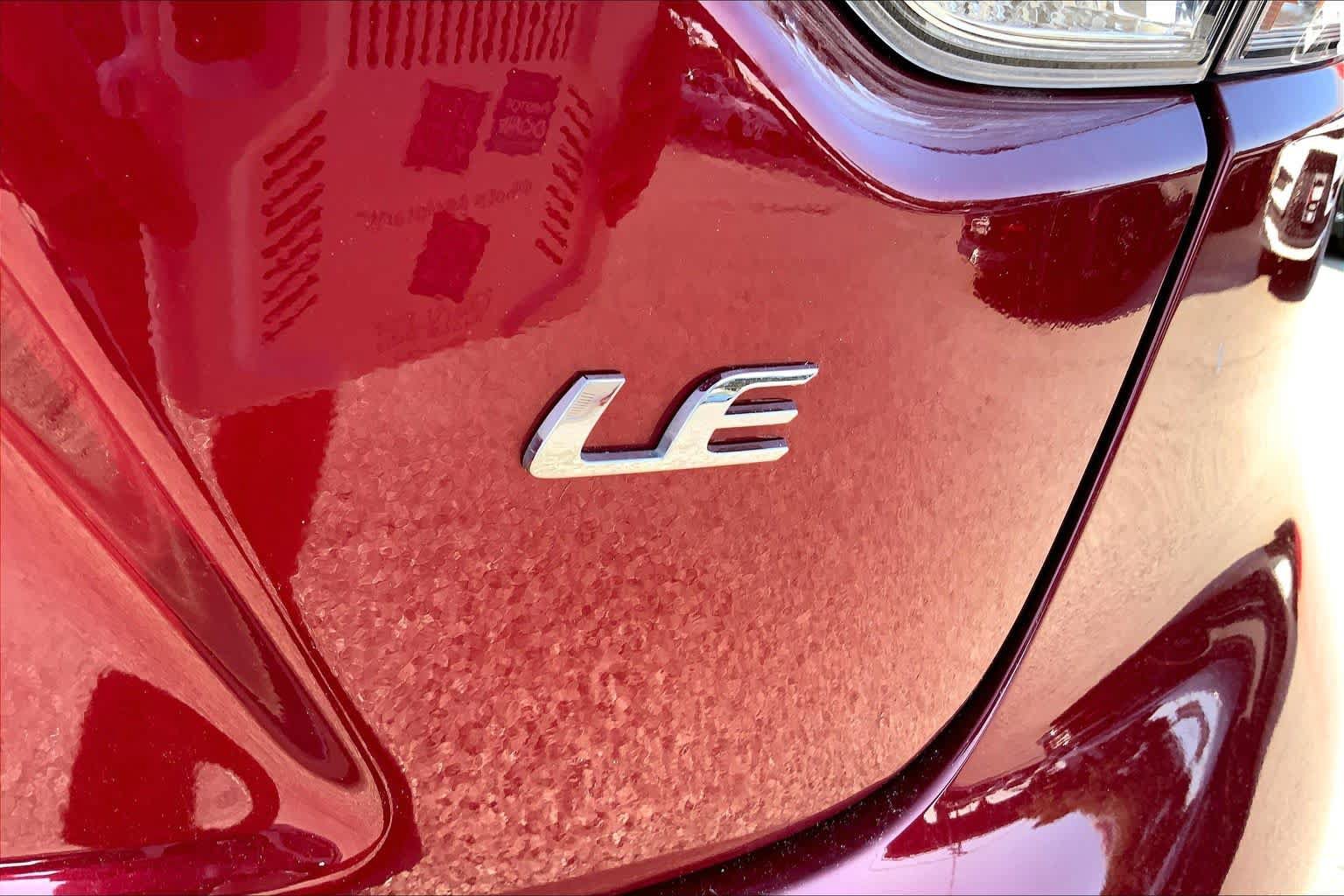Used 2025 Toyota Corolla LE FWD image 10