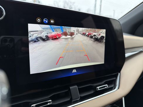 Certified 2026 Chevrolet Equinox ACTIV w/ Convenience Package III image 20