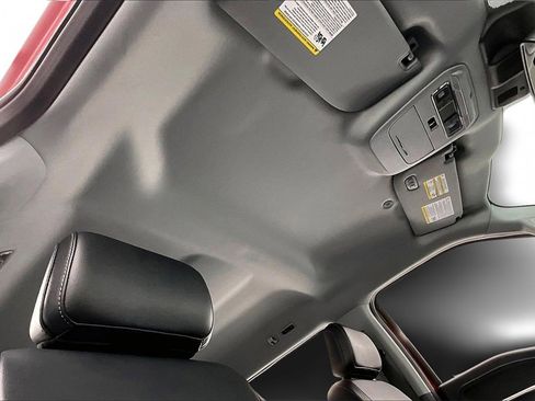 Used 2023 Ford F150 Lariat w/ Equipment Group 502A High image 23