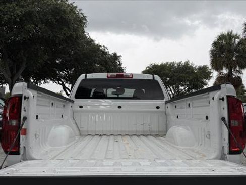 Used 2020 Chevrolet Colorado LT w/ Safety Package RWD image 18
