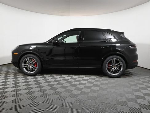 Used 2026 Porsche Cayenne S AWD/4WD image 2