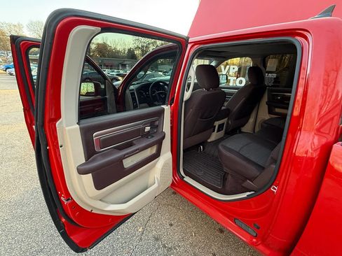 Used 2016 RAM 1500 Outdoorsman image 12