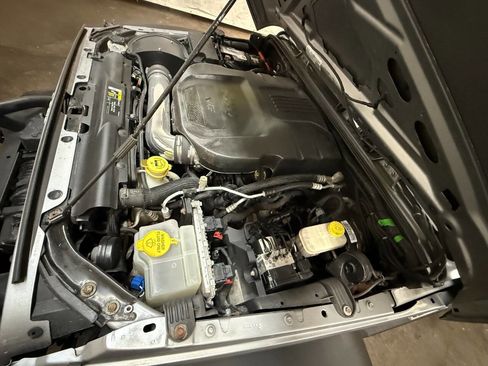 Used 2017 Jeep Wrangler Unlimited Sport w/ Quick Order Package 24S image 31