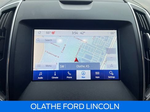 Used 2019 Ford Edge Titanium w/ Equipment Group 301A image 16