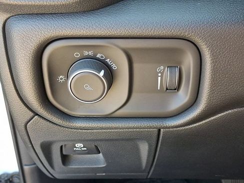 Used 2023 RAM 1500 Big Horn w/ Protection Group AWD/4WD image 24