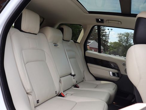 Used 2021 Land Rover Range Rover HSE AWD/4WD image 18