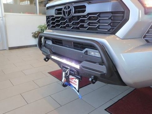 New 2025 Toyota Tacoma TRD Off-Road image 2