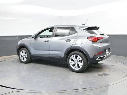 Used 2025 Buick Encore GX Preferred AWD/4WD image 8