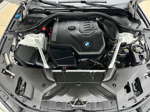 Certified 2022 BMW 530i xDrive w/ Premium Package image 13