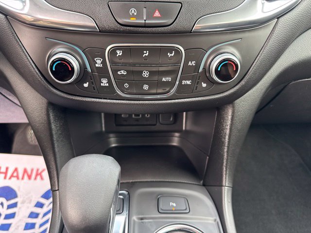 Used 2024 Chevrolet Equinox LT AWD/4WD image 23