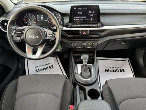 Used 2024 Kia Forte LXS image 9