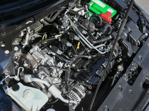 Used 2024 Nissan Altima 2.5 SR FWD image 41