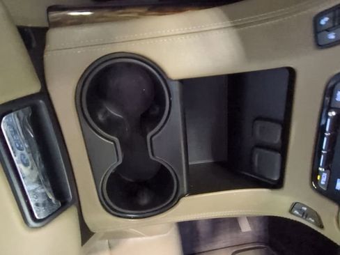 Used 2019 GMC Yukon XL SLT w/ Premium Edition image 20