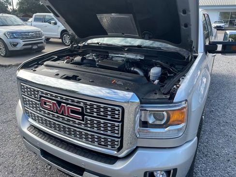 Used 2019 GMC Sierra 3500 Denali w/ Duramax Plus Package image 21