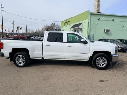 Used 2018 Chevrolet Silverado 1500 LT w/ All Star Edition image 2