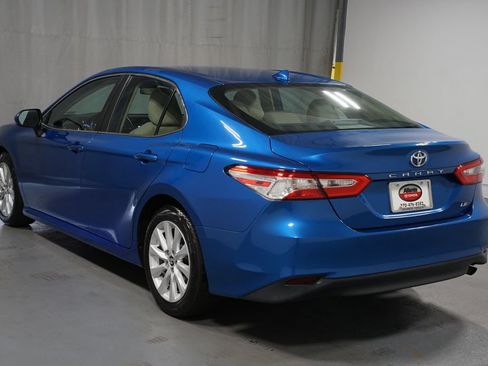 Certified 2020 Toyota Camry LE FWD image 6