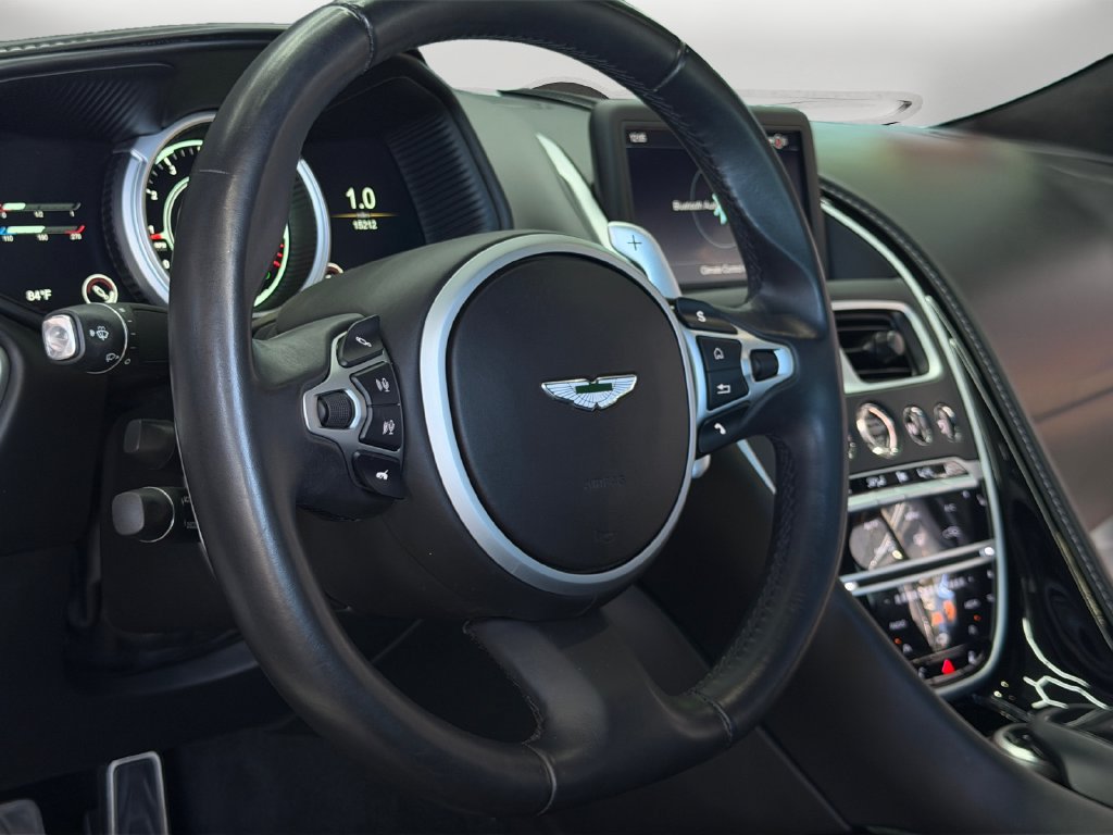 Used 2019 Aston Martin DB11 Coupe RWD image 12