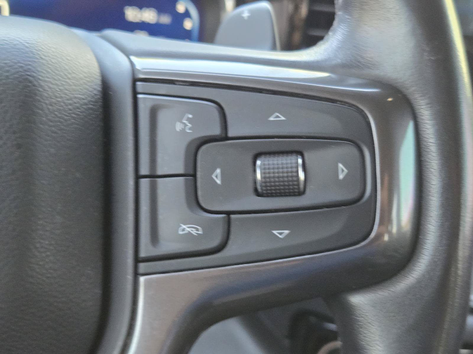 Used 2023 Chevrolet Silverado 1500 ZR2 w/ Technology Package AWD/4WD image 25