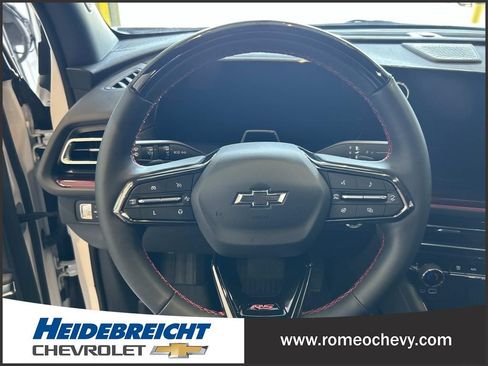 Used 2024 Chevrolet Traverse RS w/ LPO, Floor Liner Package AWD/4WD image 18