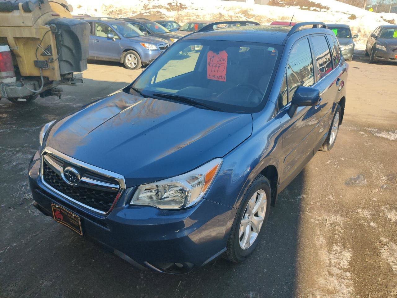Used 2014 Subaru Forester 2.5i Limited AWD/4WD image 2
