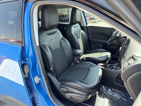 Used 2021 Jeep Compass Trailhawk AWD/4WD image 14