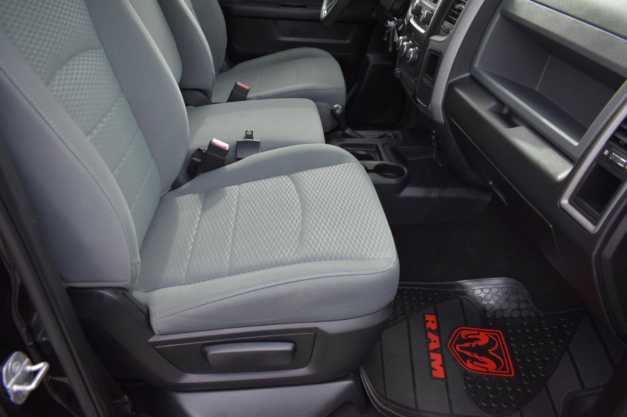 Used 2018 RAM 2500 Tradesman w/ Chrome Appearance Group AWD/4WD image 27
