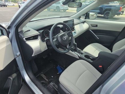 Certified 2022 Toyota Corolla Cross L AWD/4WD image 24