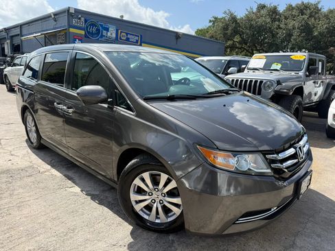 Used 2016 Honda Odyssey SE image 1