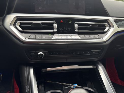 Used 2021 BMW M4 Competition w/ Executive Package RWD image 27