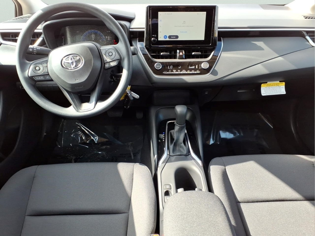 Used 2027 Toyota Corolla LE FWD image 14