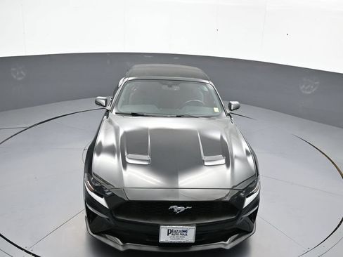 Used 2019 Ford Mustang Convertible RWD image 36