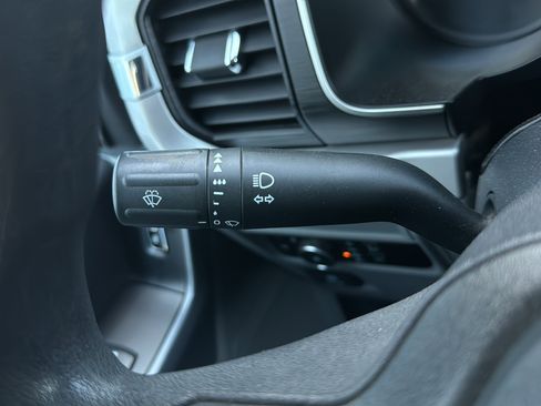 Used 2023 Ford F150 XLT w/ Trailer Tow Package image 14