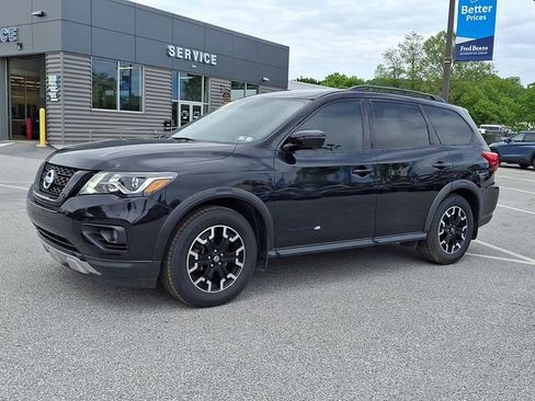 Used 2020 Nissan Pathfinder SL AWD/4WD image 6