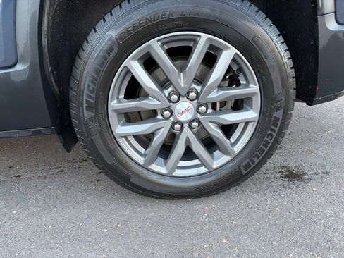 Used 2018 GMC Acadia SLT AWD/4WD image 4
