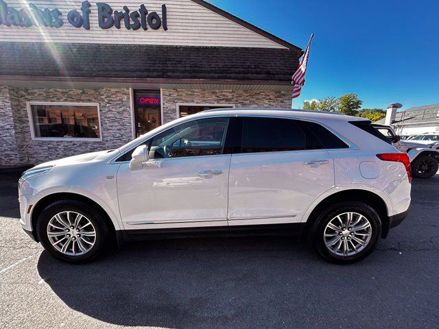 Used 2018 Cadillac XT5 Luxury w/ Driver Awareness Package AWD/4WD image 4