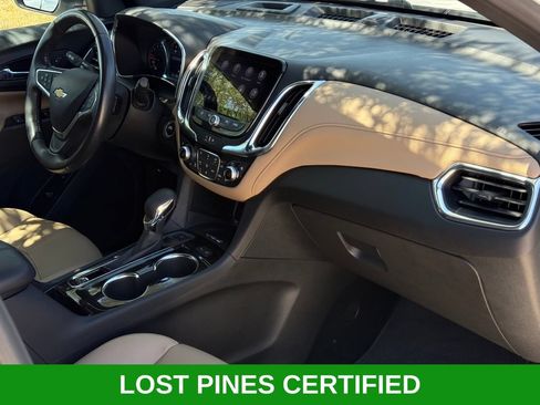Used 2022 Chevrolet Equinox Premier AWD/4WD image 25