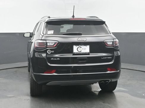 Used 2022 Jeep Compass Limited w/ Elite Group AWD/4WD image 5