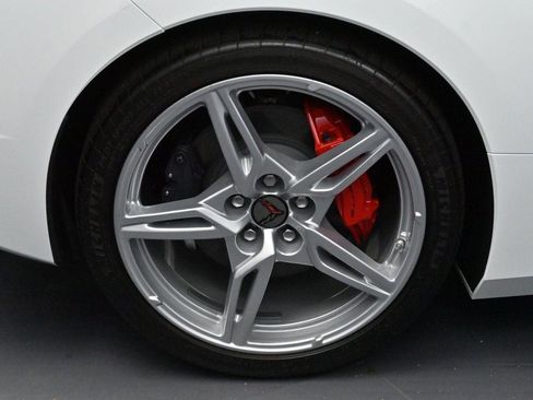 Used 2024 Chevrolet Corvette Stingray Coupe w/ 1LT RWD image 30